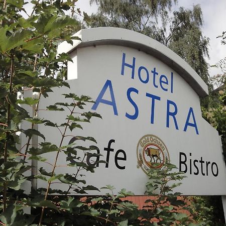 Astra Hotel Ulm Buitenkant foto